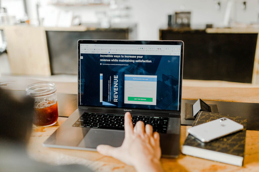 Creating Great First Impressions with Differentiated and Rich Content by codifyd